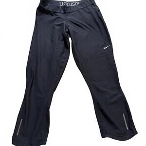 NIKE Dry Fit Capris Black Leggings Womens SZ M. Running, workout, Athleisure